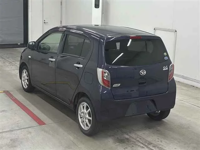 Daihatsu Mira e:S  с аукциона в Японии