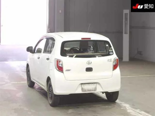 Daihatsu Mira e:S  с аукциона в Японии