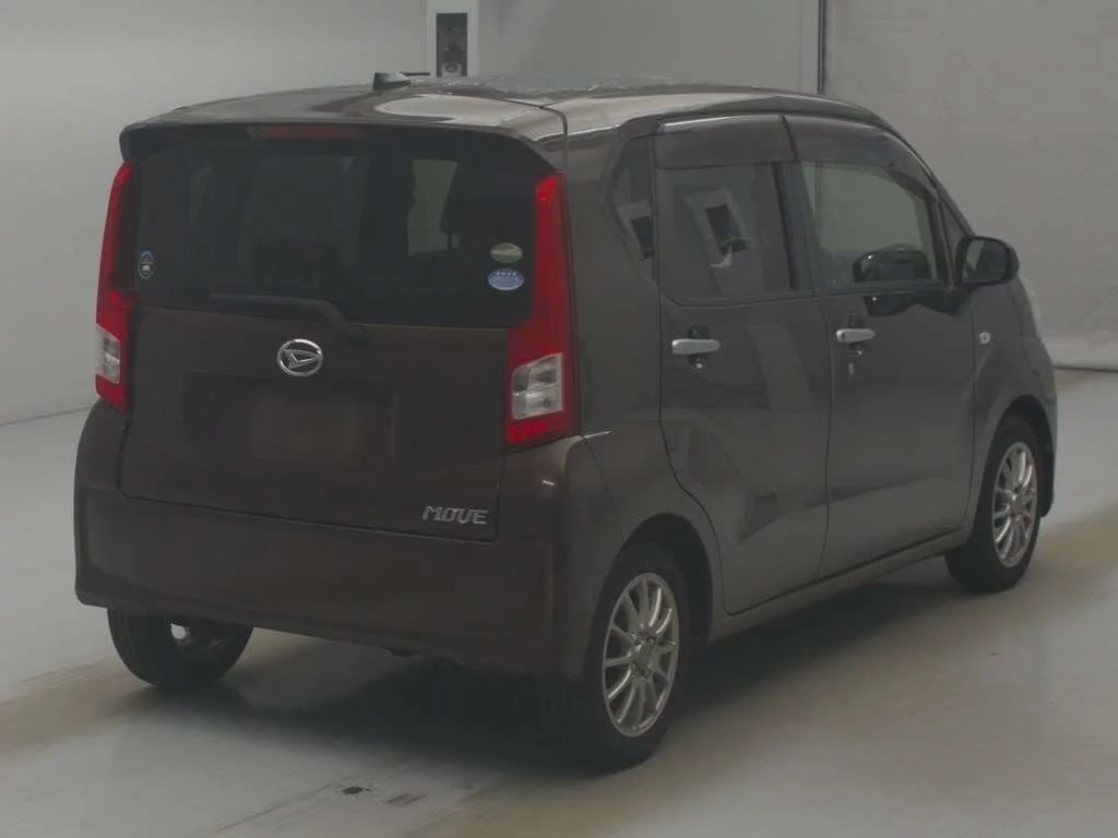 Daihatsu Move  с аукциона в Японии