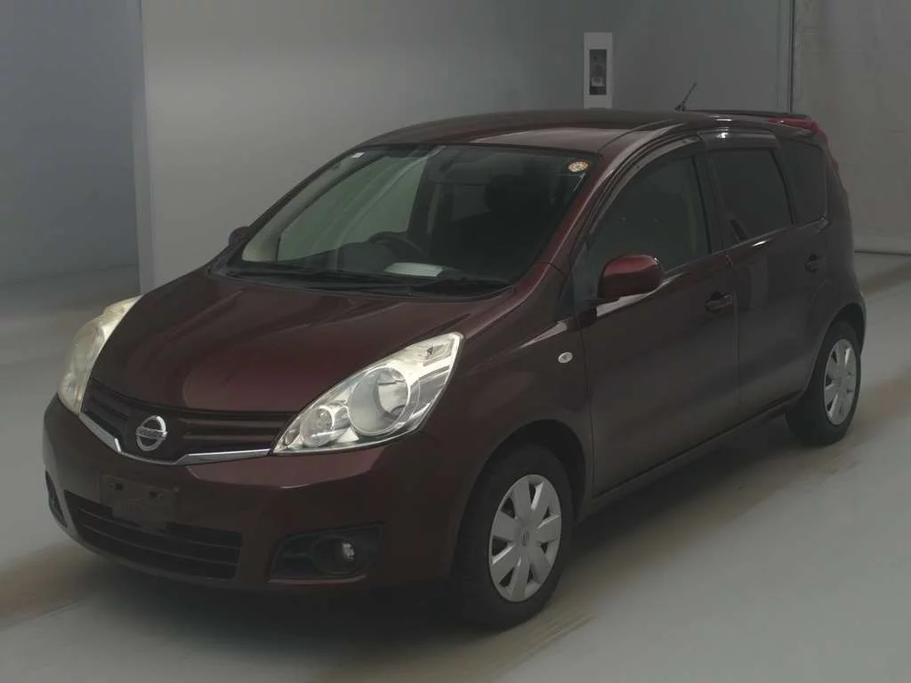 Nissan Note  с аукциона в Японии