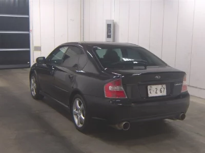 Subaru Legacy B4