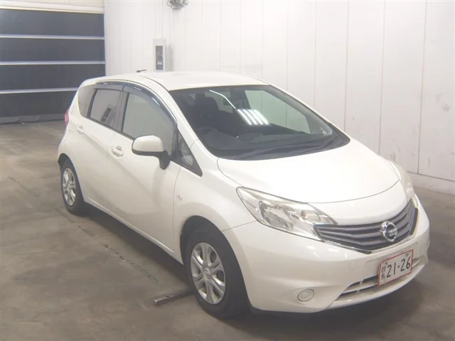 Nissan Note  с аукциона в Японии