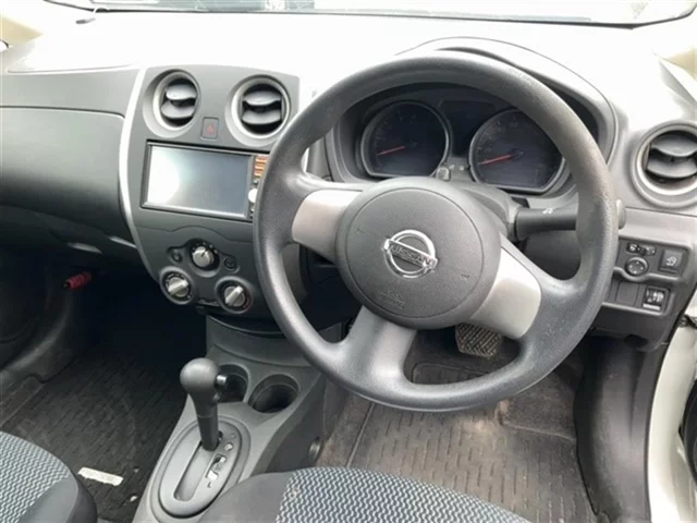 Nissan Note  с аукциона в Японии