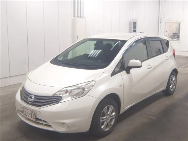 Nissan Note  с аукциона в Японии