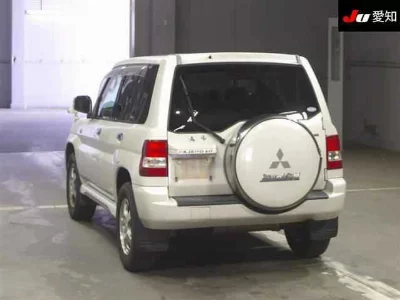 Mitsubishi PAJERO IO
