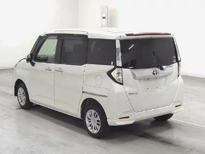 TOYOTA TANK
