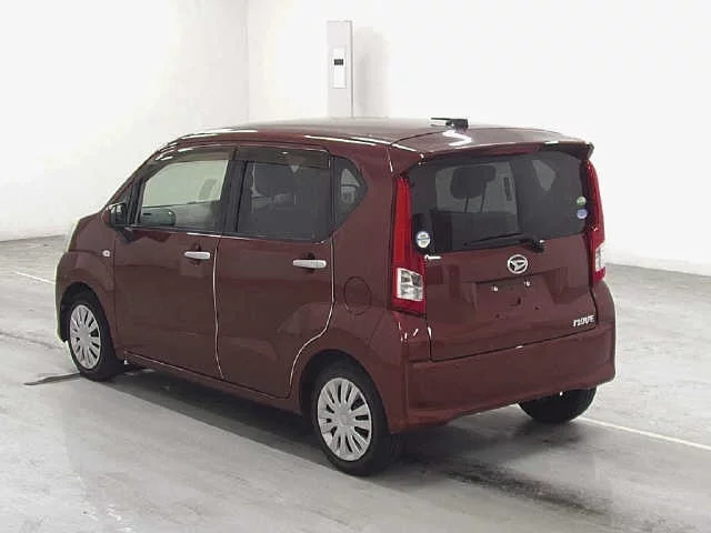 Daihatsu Move  с аукциона в Японии