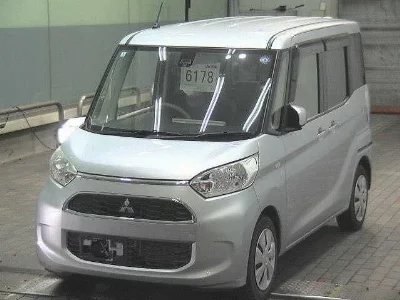 Mitsubishi eK X Space