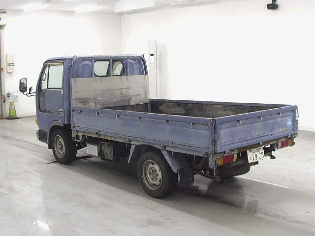 Nissan Atlas  с аукциона в Японии