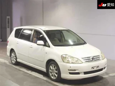 Toyota Ipsum