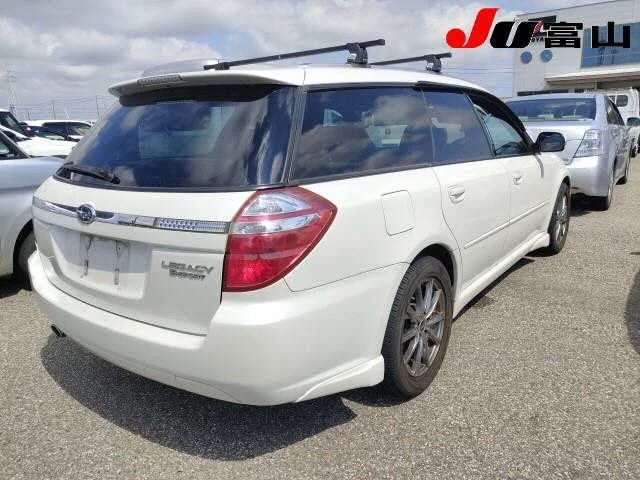 Subaru Legacy  с аукциона в Японии