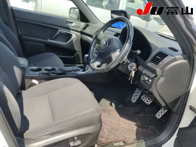 Subaru Legacy  с аукциона в Японии