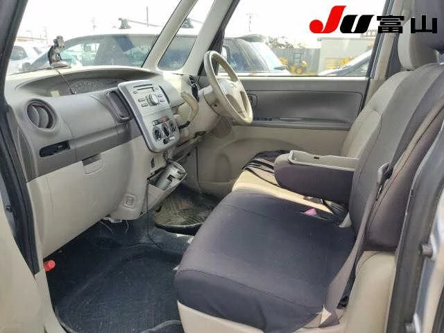 Daihatsu Tanto  с аукциона в Японии