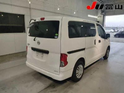 Nissan NV200 VANETTE VAN