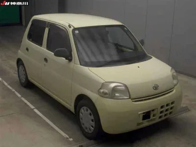 Daihatsu Esse