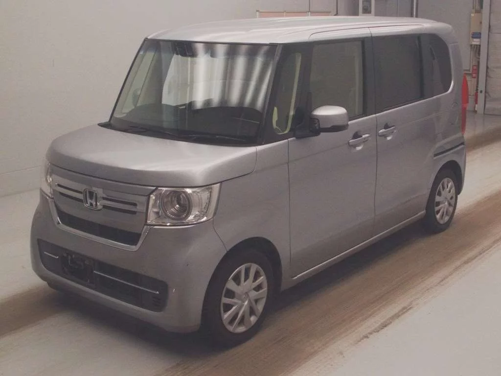 Honda N-Box  с аукциона в Японии