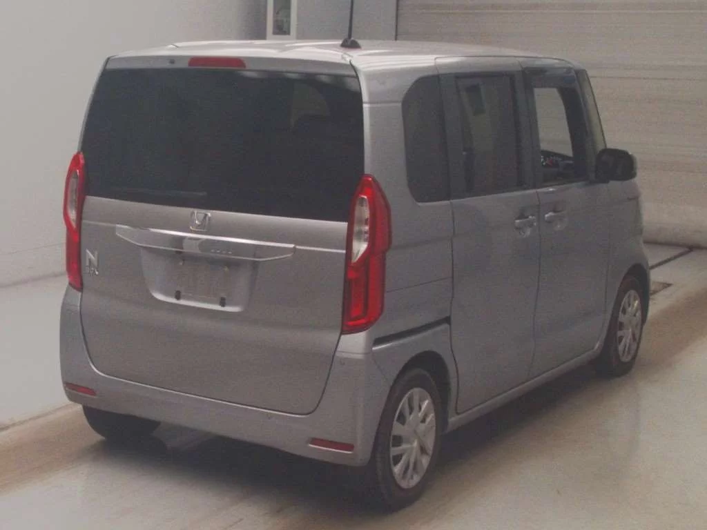 Honda N-Box  с аукциона в Японии