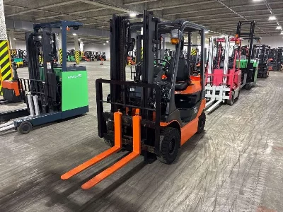 TOYOTA  FORKLIFT 