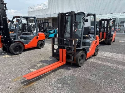 TOYOTA  FORKLIFT 