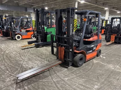 TOYOTA  FORKLIFT 