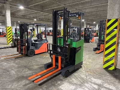 Toyota  FORKLIFT