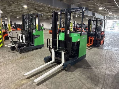 Toyota  FORKLIFT