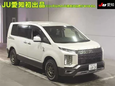 MITSUBISHI DELICA D:5