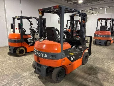 TOYOTA  FORKLIFT 