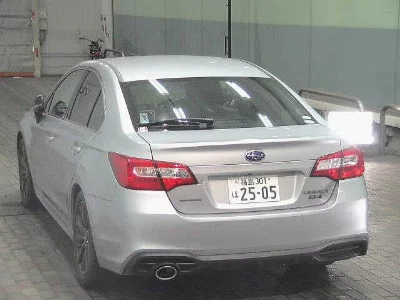 SUBARU LEGACY B4