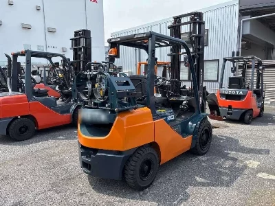 TOYOTA  FORKLIFT 