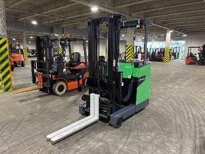 Toyota  FORKLIFT