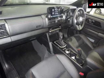 Mitsubishi Triton