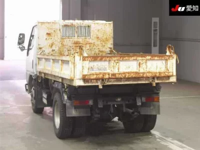 Mitsubishi Fuso Canter