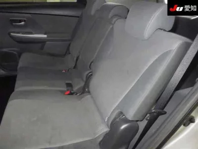 Daihatsu Mebius