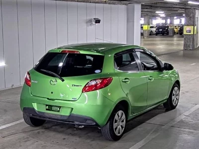 MAZDA DEMIO
