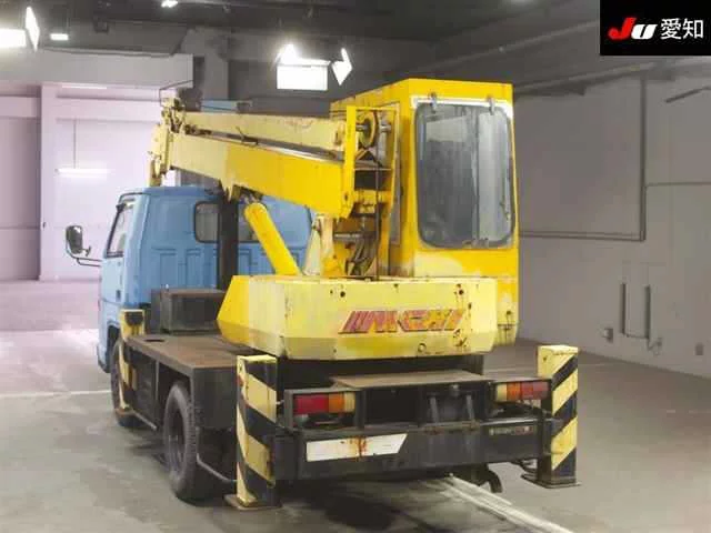 Isuzu Elf  с аукциона в Японии