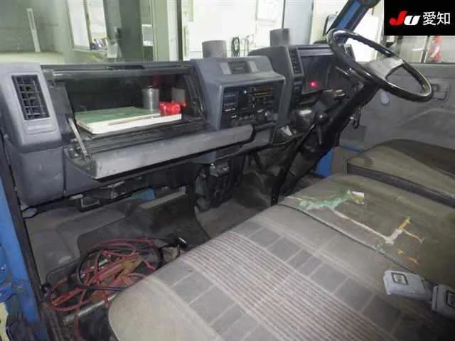 Isuzu Elf  с аукциона в Японии