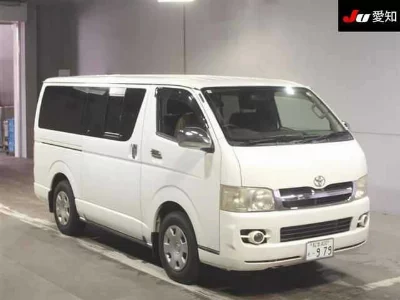 Toyota HiAce Van