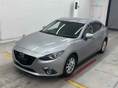 MAZDA AXELA HYBRID