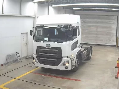 NISSAN UD