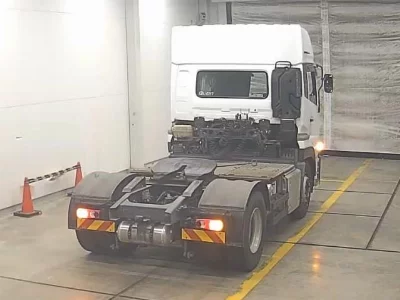 NISSAN UD