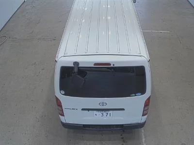TOYOTA REGIUS ACE