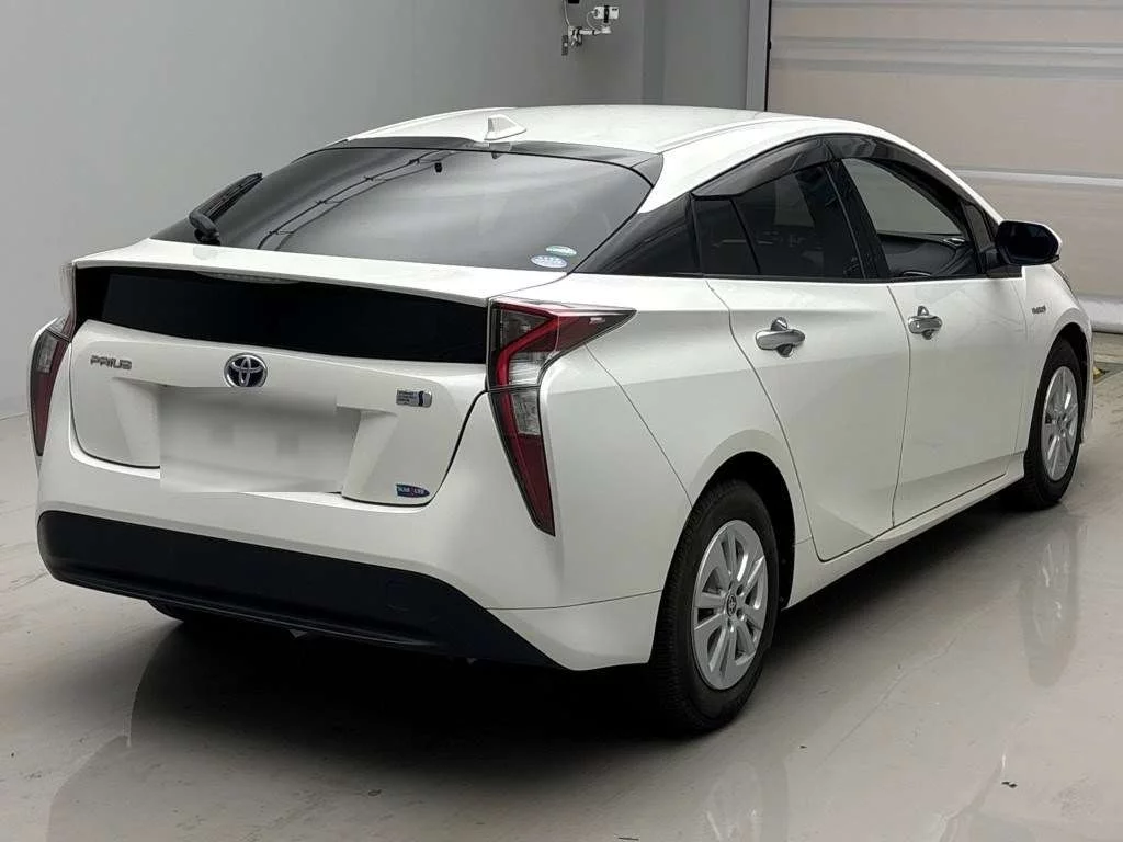 Toyota Prius 2015