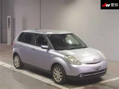 Mazda Verisa