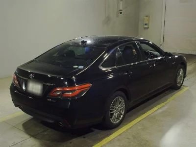 TOYOTA CROWN HYBRID