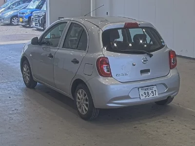 Nissan March