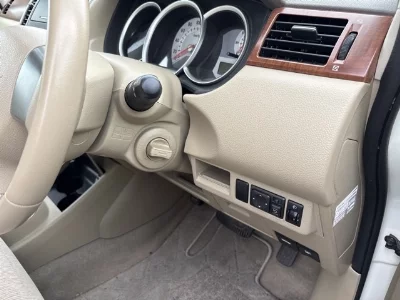 Nissan Tiida Latio