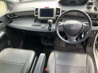 Honda Freed Spike