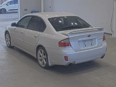 Subaru Legacy B4