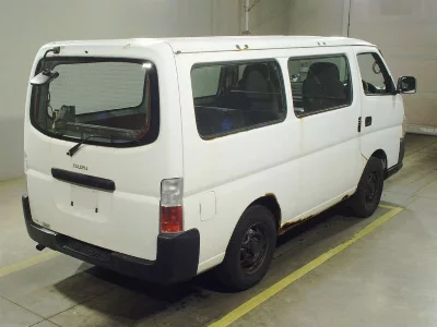 Isuzu Como